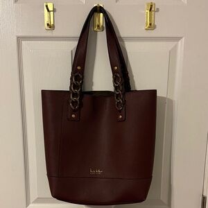 Elegant Maroon Purple Tote with Chain Details